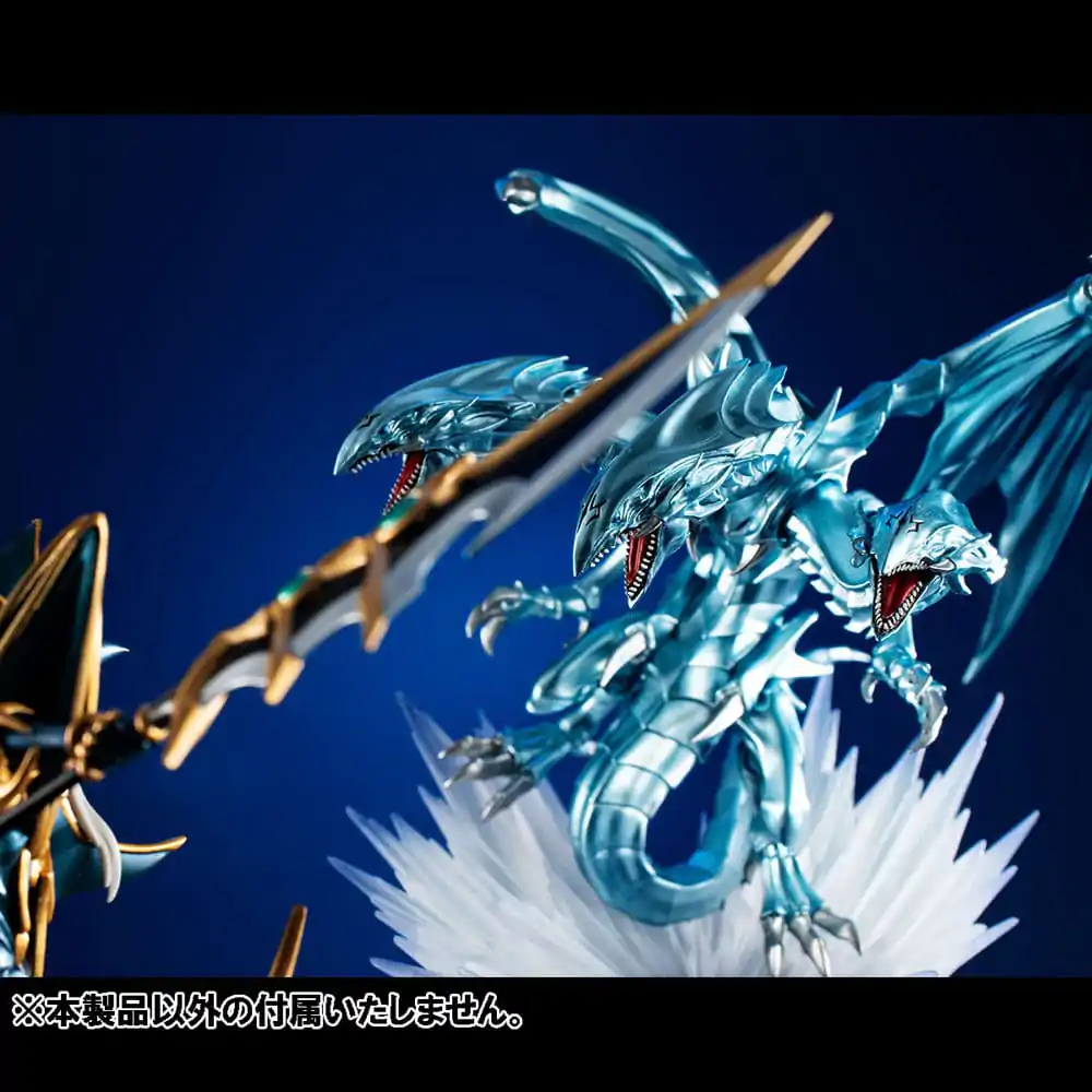 Yu-Gi-Oh! Duel Monsters Monsters Chronicle Blue Eyes Ultimate Dragon PVC szobor figura 14 cm termékfotó