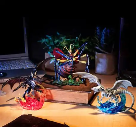 Yu-Gi-Oh! Duel Monsters Monsters Chronicle Red Eyes Black Dragon PVC szobor figura 14 cm termékfotó
