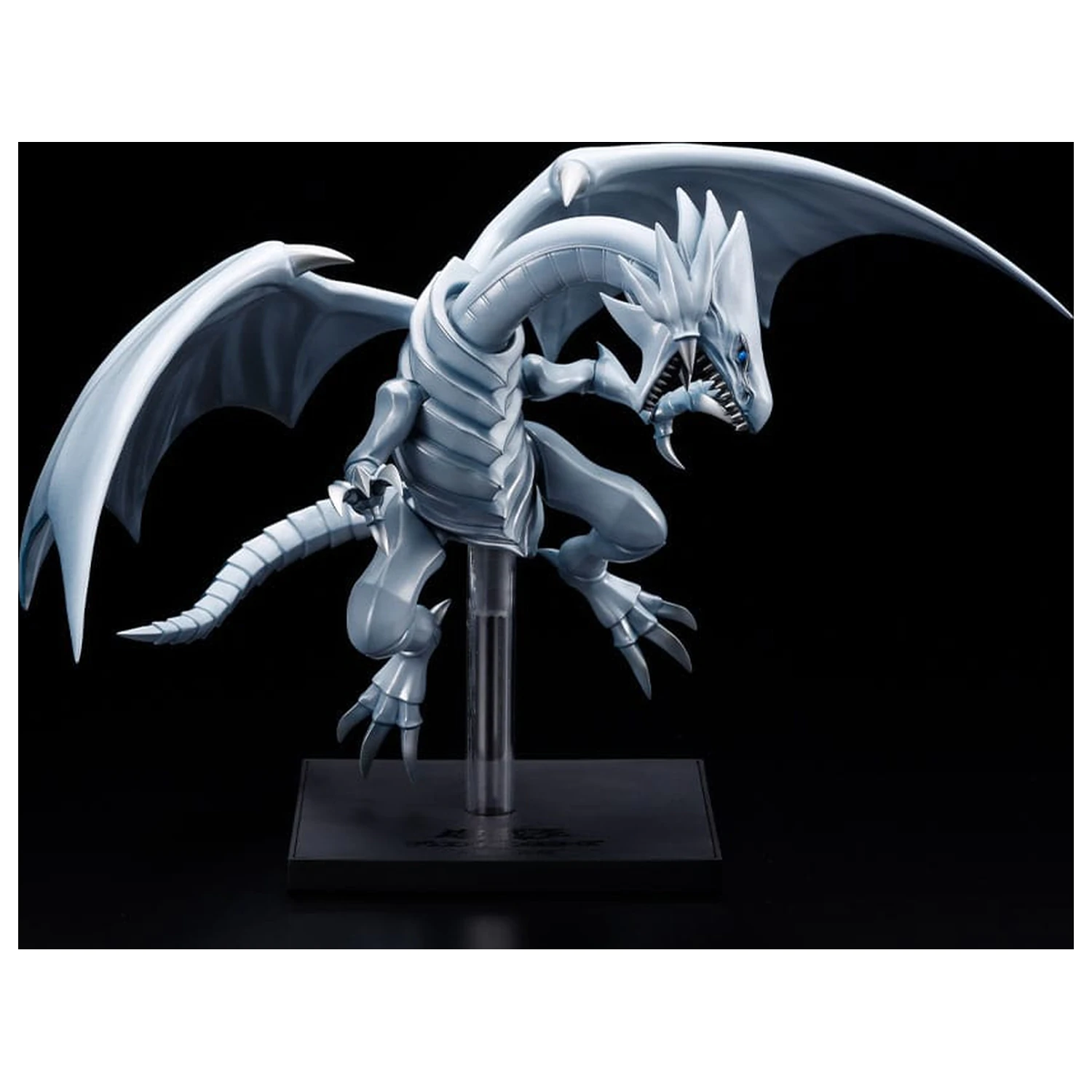 Yu-Gi-Oh! Oshi Works Blue-Eyes White Dragon szobor figura 25 cm      termékfotó