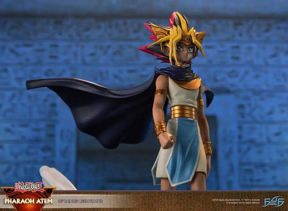 Yu-Gi-Oh! Pharaoh Atem szobor figura 29 cm termékfotó