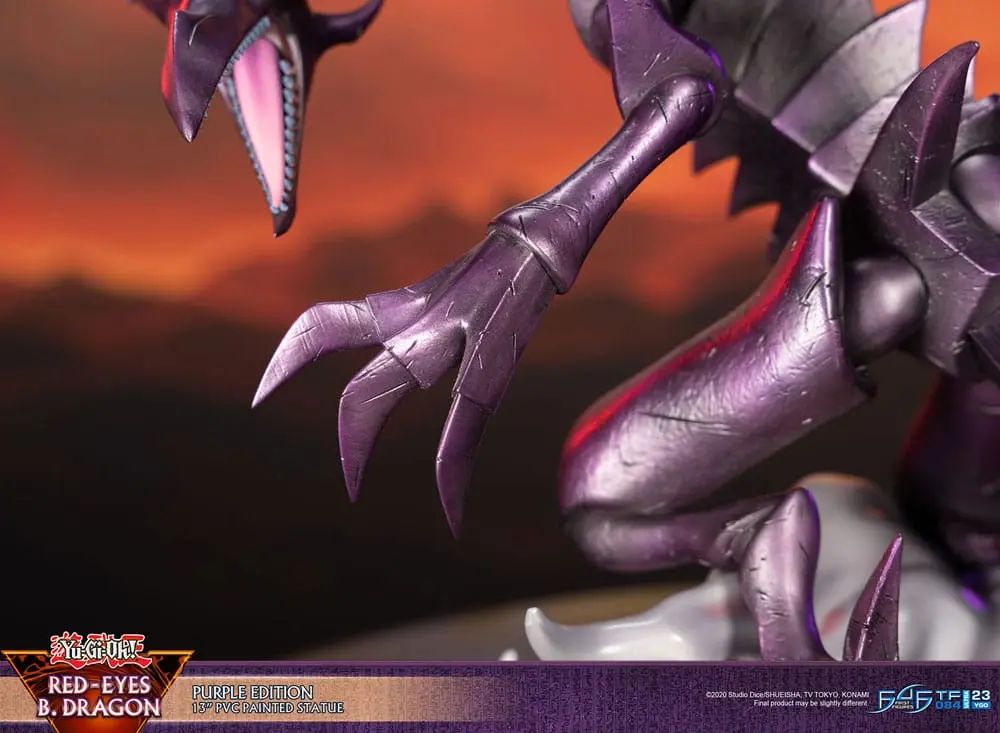 Yu-Gi-Oh! Red-Eyes B. Dragon Purple Colour PVC szobor figura 33 cm termékfotó