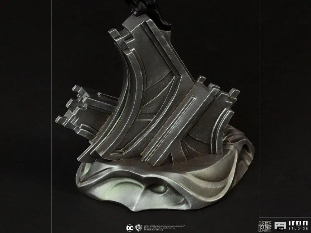 Zack Snyder's Justice League Art Scale 1/10 Superman Black Suit szobor figura 30 cm termékfotó