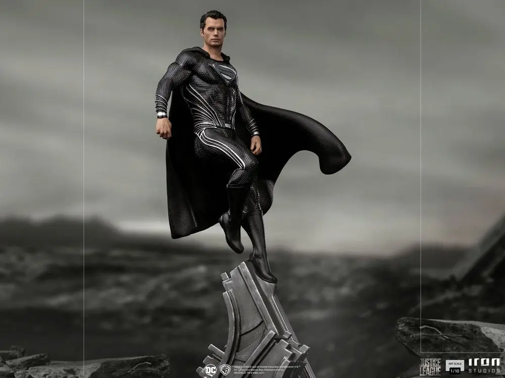 Zack Snyder's Justice League Art Scale 1/10 Superman Black Suit szobor figura 30 cm termékfotó