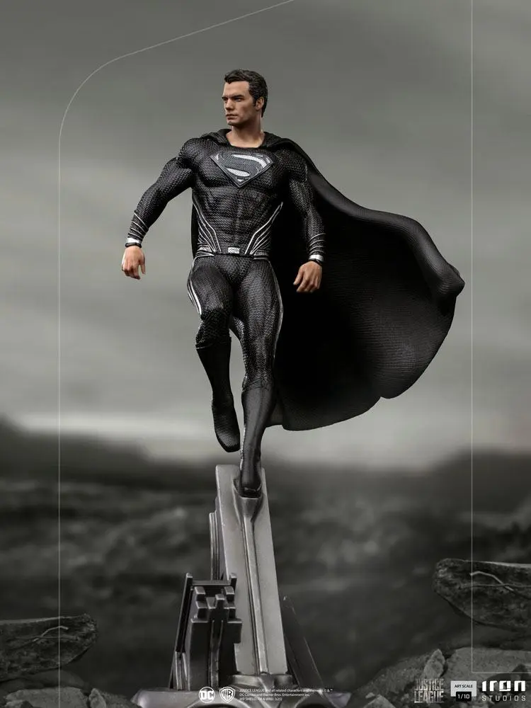 Zack Snyder's Justice League Art Scale 1/10 Superman Black Suit szobor figura 30 cm termékfotó