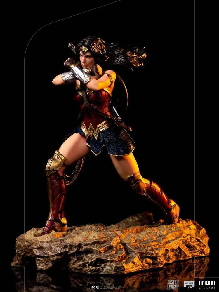 Zack Snyder's Justice League Art Scale Statue 1/10 Wonder Woman 18 cm termékfotó