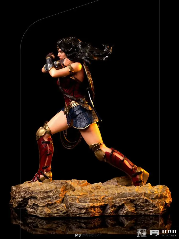 Zack Snyder's Justice League Art Scale Statue 1/10 Wonder Woman 18 cm termékfotó