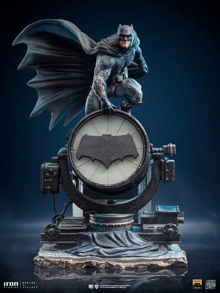 Zack Snyder's Justice League Deluxe Art Sclae 1/10 Batman on Batsignal szobor figura 28 cm termékfotó