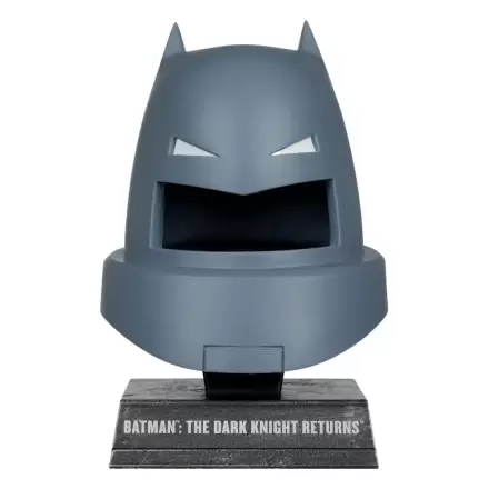 Batman DC Direct 1/3 Armoured Batman Cowl (Dark Knight Returns) Mini replika 18 cm termékfotó