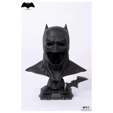 Batman v Superman Batman Cowl replika 1/1 51cm termékfotó