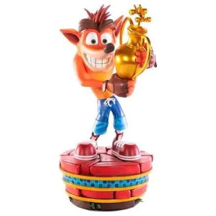 Crash Team Racing Nitro-Fueled Crash Winner szobor figura 46cm termékfotó
