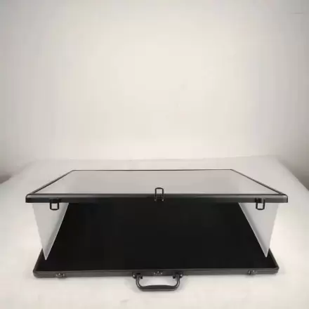 Evoretro Aluminum bemutató doboz vitrin termékfotó