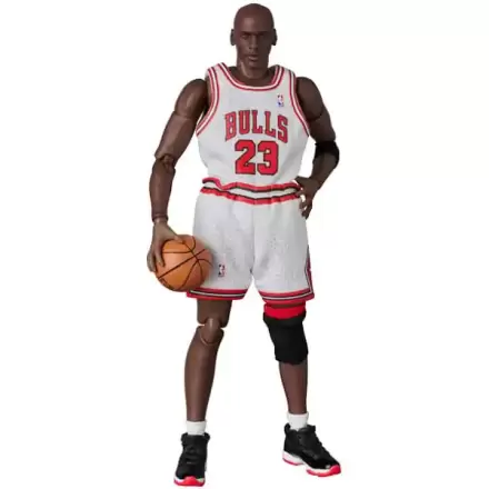 NBA MAFEX Michael Jordan - Chicago Bulls HOME akciófigura 17 cm termékfotója