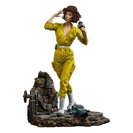 Teenage Mutant Ninja Turtles Art Scale 1/10 April O'Neal szobor figura 19 cm termékfotó