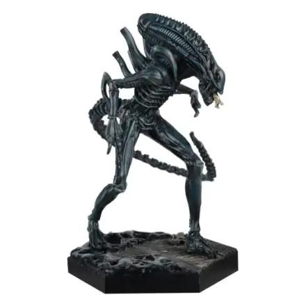 The Alien vs. Predator Collection 1/16 Xenomorph Warrior szobor figura 14 cm termékfotó