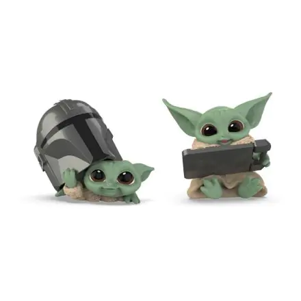 The Mandalorian Bounty Collection The Child Helmet Peeking & Datapad Tablet 6 cm termékfotó